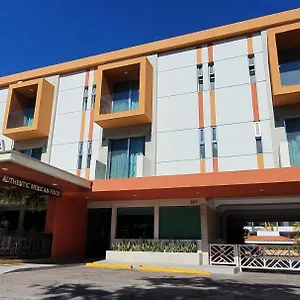 Azteca Hotel